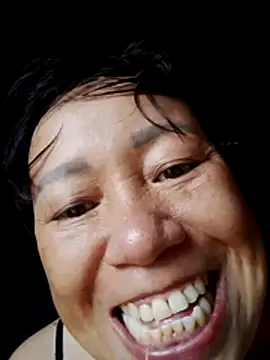 Snapshot of Moon_squirtt chatting on 07-18-26, 03:22 Moon squirtt online show from 07-18-26, 03:22