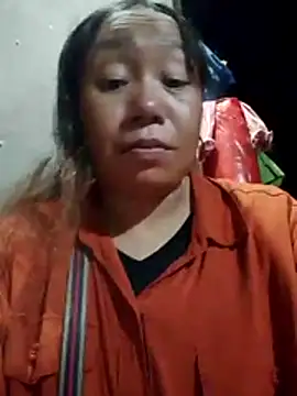 Snapshot of Moon_squirtt chatting on 07-20-26, 01:02 Moon squirtt online show from 07-20-26, 01:02