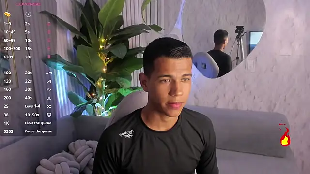 Noah sexhotty online show from 07-28-26, 02:29