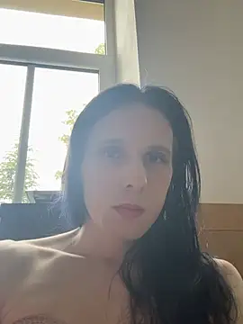 Snapshot of valeriebohm chatting on 07-01-26, 05:12 valeriebohm online show from 07-01-26, 05:12