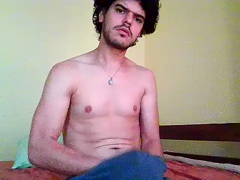 Snapshot of Hectorssuarez chatting on 06-30-26, 06:53 Hectorssuarez online show from 06-30-26, 06:53