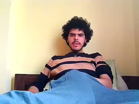 Snapshot of Hectorssuarez chatting on 07-01-26, 06:07 Hectorssuarez online show from 07-01-26, 06:07
