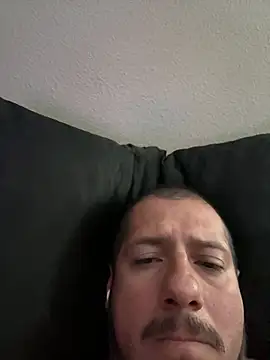 hoozurdaddy81 online show from 06-29-26, 01:23