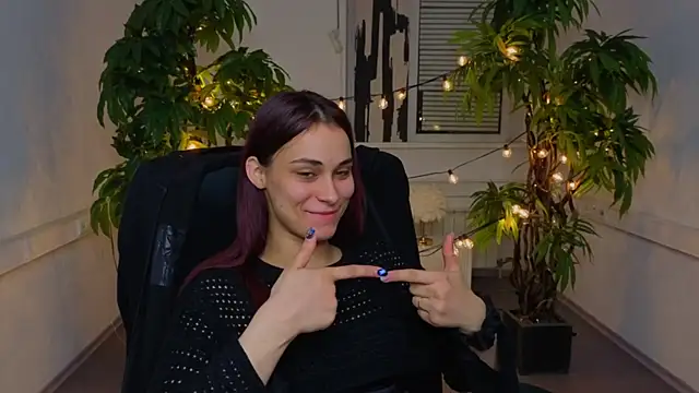 NovaleeBenson online show from 07-06-26, 05:48