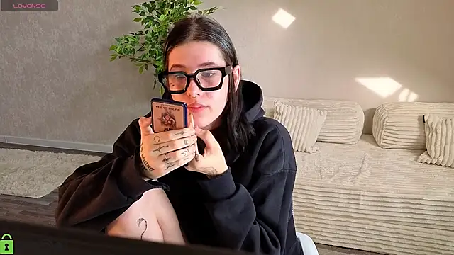 Ester Henderson online show from 07-07-26, 01:19