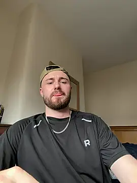 Snapshot of HelloFrankieboy chatting on 07-01-26, 02:18 HelloFrankieboy online show from 07-01-26, 02:18