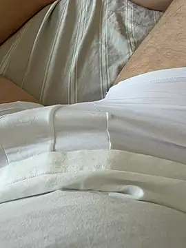 Snapshot of youngcock2000 chatting on 07-03-26, 02:23 youngcock2000 online show from 07-03-26, 02:23