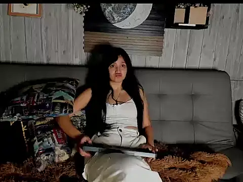 Snapshot of Rosse_077 chatting on 07-16-26, 02:45 Rosse 077 online show from 07-16-26, 02:45