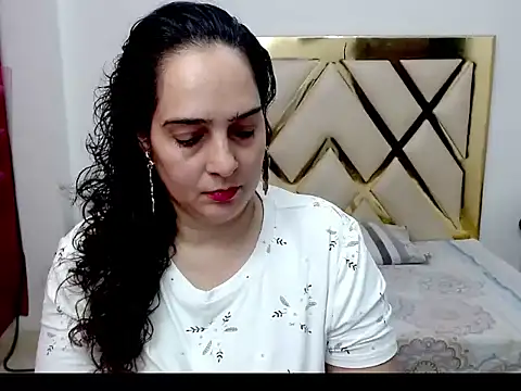 rebecamontero online show from 07-06-26, 04:42