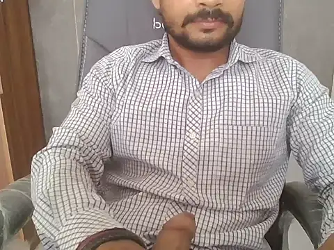 Snapshot of TheSaurabh chatting on 07-03-26, 06:31 TheSaurabh online show from 07-03-26, 06:31