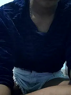 Snapshot of Ex_priya4 chatting on 07-11-26, 05:37 Ex priya4 online show from 07-11-26, 05:37