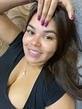 AliceStarshine online show from 01-19-25, 03:50