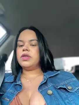 AliceStarshine online show from 10-14-25, 03:24