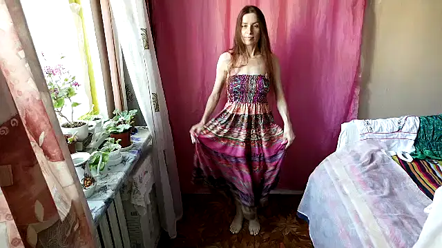 Snapshot of GoddessThumbelina chatting on 07-17-26, 04:12 GoddessThumbelina online show from 07-17-26, 04:12