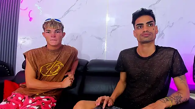 Snapshot of Latin_twink_lyam1 chatting on 07-08-26, 04:39 Latin twink lyam1 online show from 07-08-26, 04:39