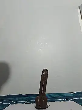 Magic Bussy online show from 07-16-26, 08:48