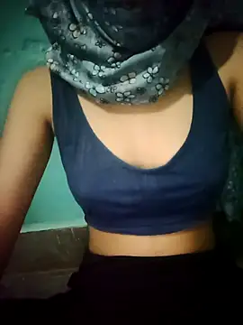 Miss8899 online show from 07-17-26, 06:46