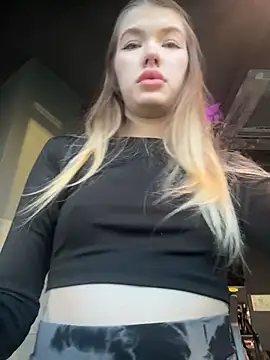 Snapshot of Miss_Mia69 chatting on 07-16-26, 05:08 Miss Mia69 online show from 07-16-26, 05:08