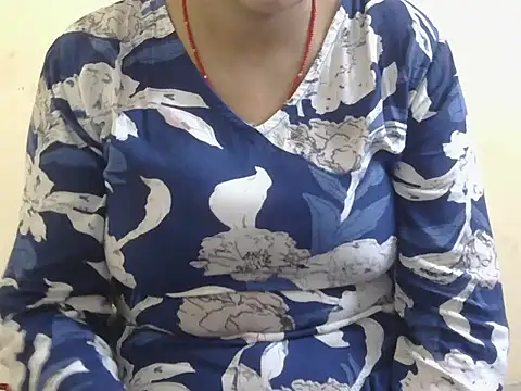 Snapshot of Phool_kumari chatting on 07-09-26, 05:11 Phool kumari online show from 07-09-26, 05:11