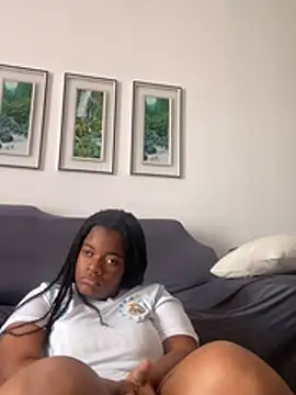 Snapshot of marinhay chatting on 07-15-26, 12:10 marinhay online show from 07-15-26, 12:10