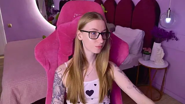 AuroraLean online show from 08-06-26, 05:04