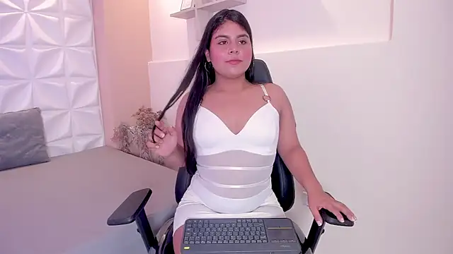MadisonThompsons  online show from 07-13-26, 12:41