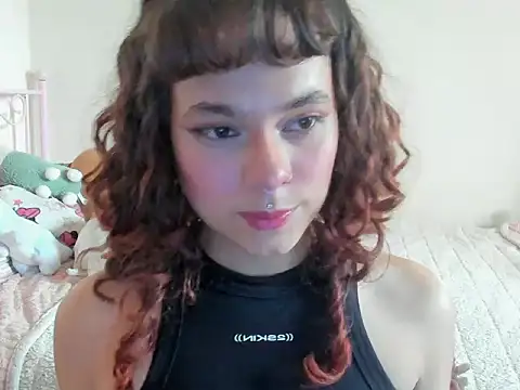 Snapshot of Atenea_doll chatting on 07-18-26, 09:07 Atenea doll online show from 07-18-26, 09:07