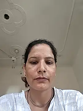 Snapshot of Gori_2 chatting on 07-12-26, 03:19 Gori 2 online show from 07-12-26, 03:19