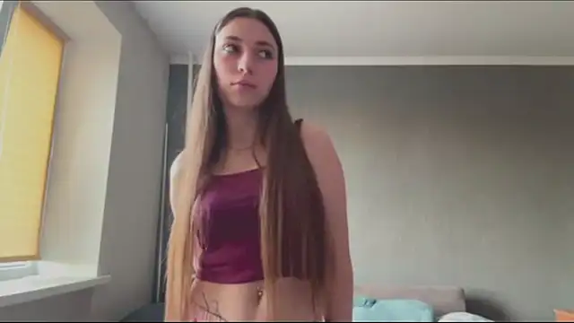 LilliamDowling online show from 07-10-26, 05:48
