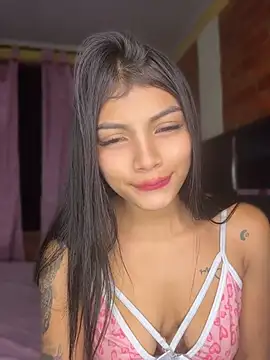 Snapshot of NatashaaSweet_ chatting on 07-15-26, 03:34 NatashaaSweet online show from 07-15-26, 03:34
