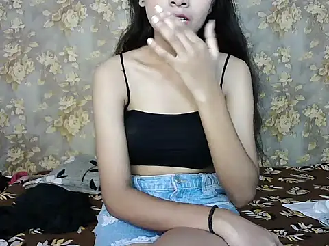 Snapshot of Lusty-_heer chatting on 07-12-26, 06:32 Lusty- heer online show from 07-12-26, 06:32