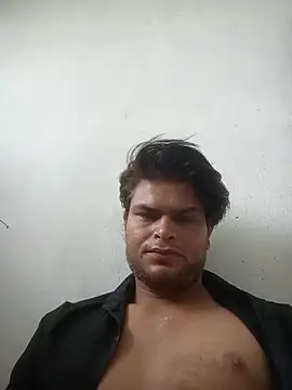Snapshot of Indian_Coupless chatting on 07-16-26, 06:41 Indian Coupless online show from 07-16-26, 06:41