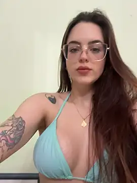 Snapshot of lolawety chatting on 07-13-26, 06:33 lolawety online show from 07-13-26, 06:33
