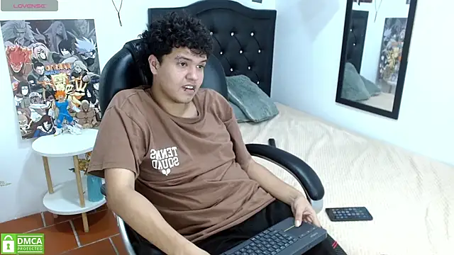Snapshot of ethan_cortes chatting on 07-15-26, 07:19 ethan cortes online show from 07-15-26, 07:19
