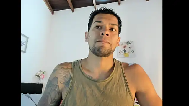 Snapshot of spartacuslyon chatting on 07-14-26, 08:58 spartacuslyon online show from 07-14-26, 08:58