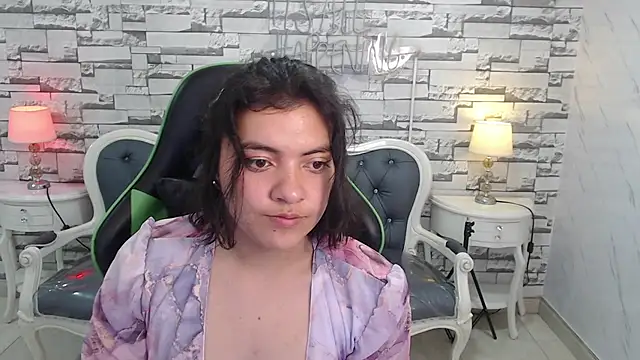 amalia a online show from 07-28-26, 03:21