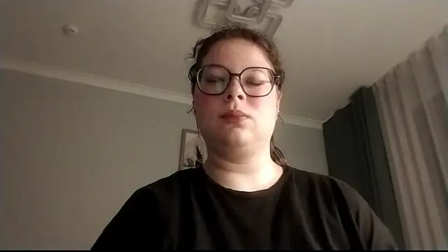 MulaVixen online show from 07-19-26, 07:17
