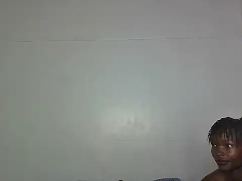 Petitegoddess012 online show from 07-17-26, 08:46