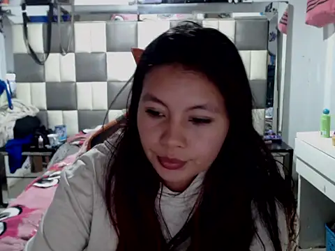 Snapshot of meegaan1919 chatting on 07-23-26, 07:06 meegaan1919 online show from 07-23-26, 07:06