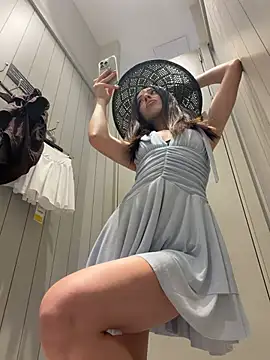 MoonLinaa online show from 07-20-26, 11:12