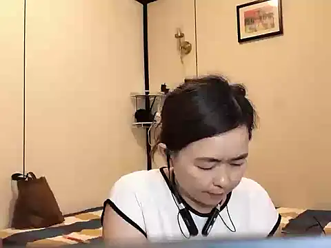 Lanllan online show from 07-31-26, 10:03
