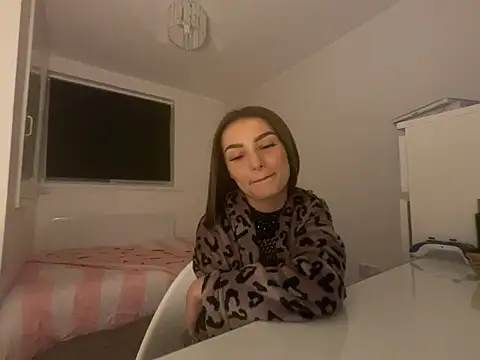 Snapshot of TiffanyRoseXo chatting on 07-19-26, 11:41 TiffanyRoseXo online show from 07-19-26, 11:41