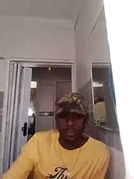 Snapshot of Skubadiber chatting on 07-21-26, 10:39 Skubadiber online show from 07-21-26, 10:39