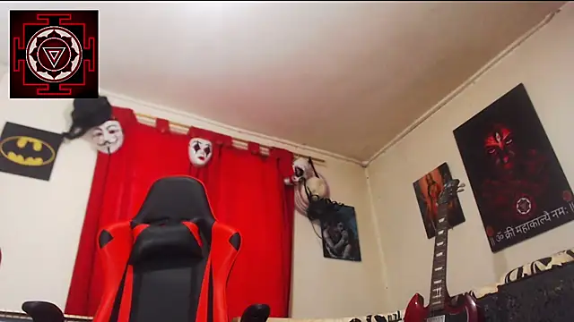 Amanda Valeska online show from 12-17-24, 03:39