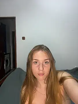 sweetsophiee20 online show from 08-02-26, 07:12
