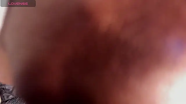 Snapshot of Dajanaaroa chatting on 02-11-25, 01:41 Dajanaaroa online show from 02-11-25, 01:41