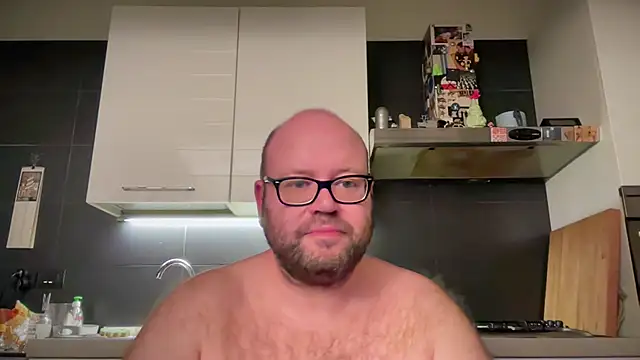 theitalianbear online show from 12-16-24, 05:00