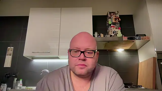 theitalianbear online show from 12-24-24, 02:54