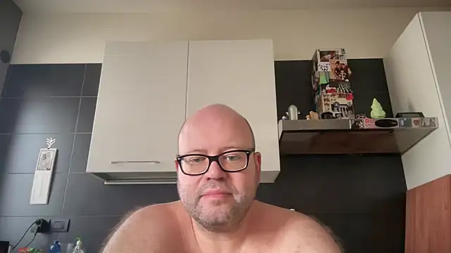 theitalianbear online show from 09-09-25, 02:16