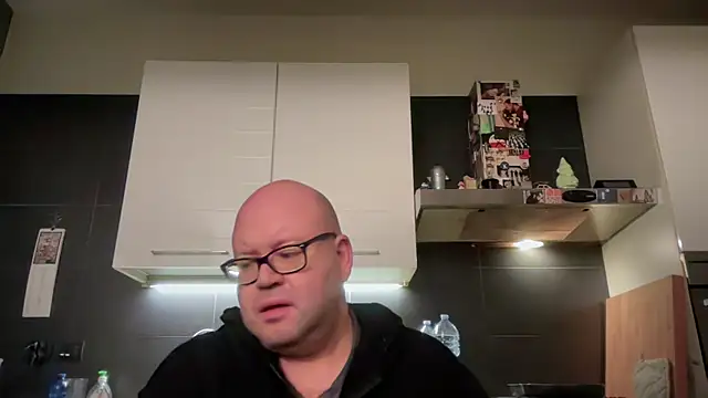 theitalianbear online show from 10-21-25, 02:56